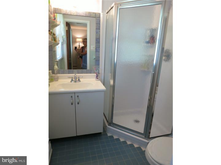 417 Wyndon Road Ambler, PA 19002 - Photo 15 of 25 Master Bathroom