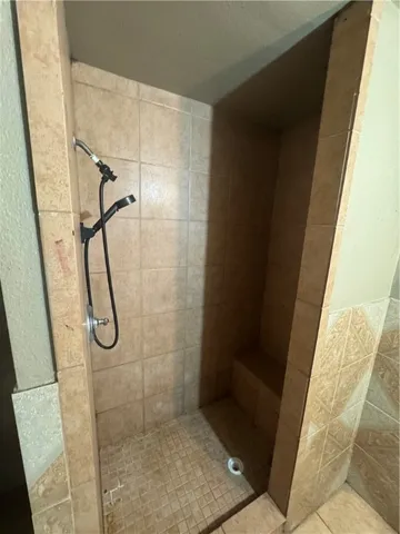 $120,000 | 904 West Walton Street, Beeville, TX 78102