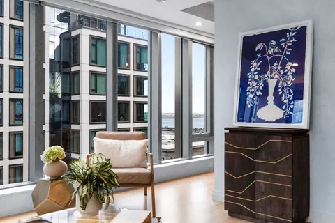 $1,449,000 | 135 Seaport Boulevard, Unit 1503, Boston, MA 02210