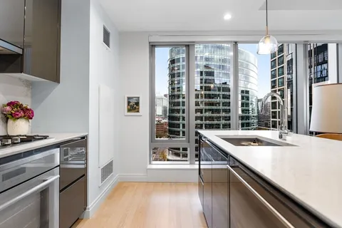 $1,449,000 | 135 Seaport Boulevard, Unit 1503, Boston, MA 02210