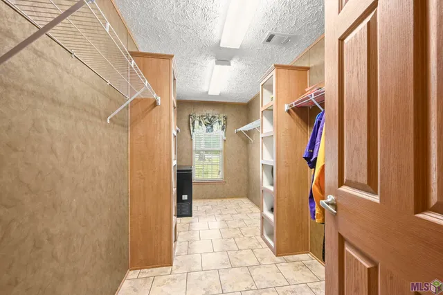 $270,000 | 9550 Comite Drive, Baker, LA 70714