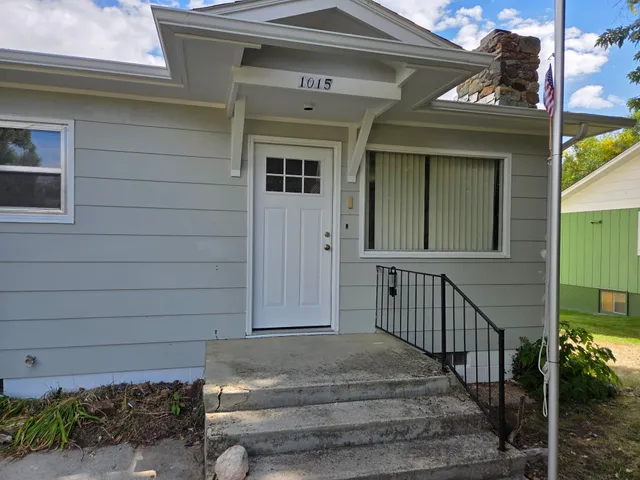 $335,000 | 1015 North Carrington Avenue, Buffalo, WY 82834