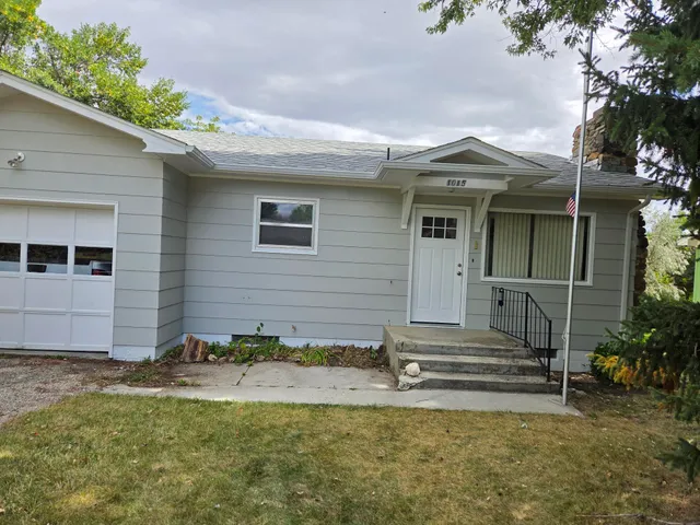 $335,000 | 1015 North Carrington Avenue, Buffalo, WY 82834