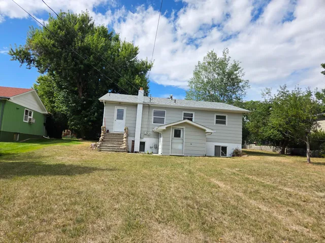 $335,000 | 1015 North Carrington Avenue, Buffalo, WY 82834