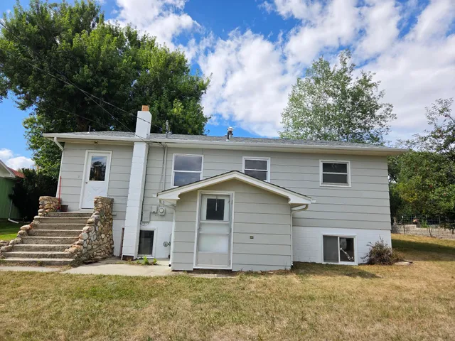 $335,000 | 1015 North Carrington Avenue, Buffalo, WY 82834