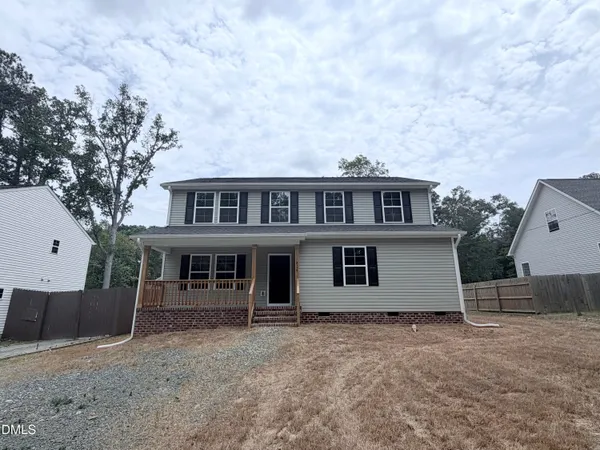 $2,800 | 824 Roane Street, Durham, NC 27704
