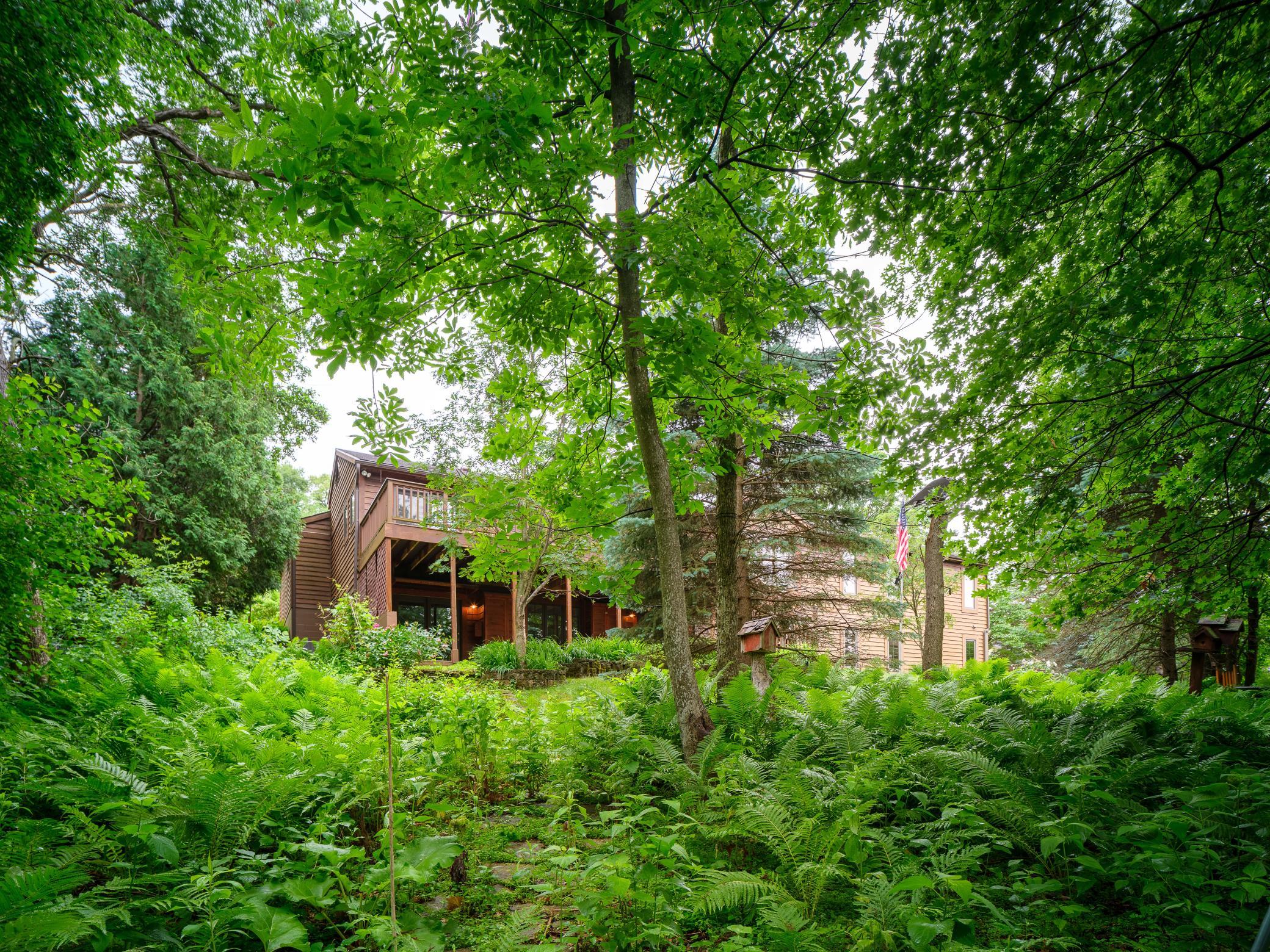 1404 Woodland Drive Southwest Rochester, MN 55902 - Photo 9 of 79