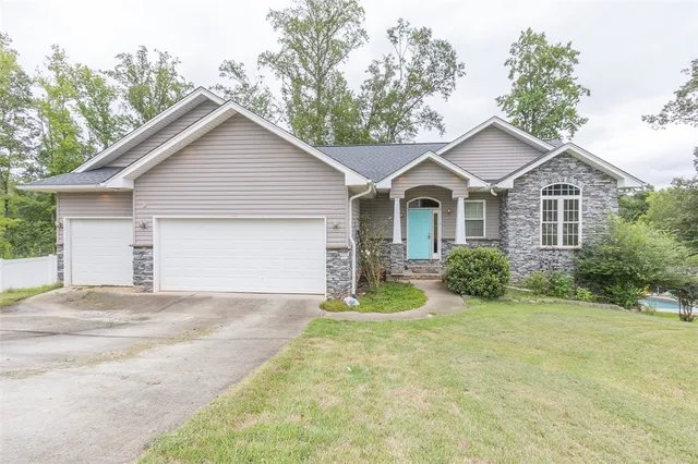$375,000 | 112 Brookside Circle, Honea Path, SC 29654