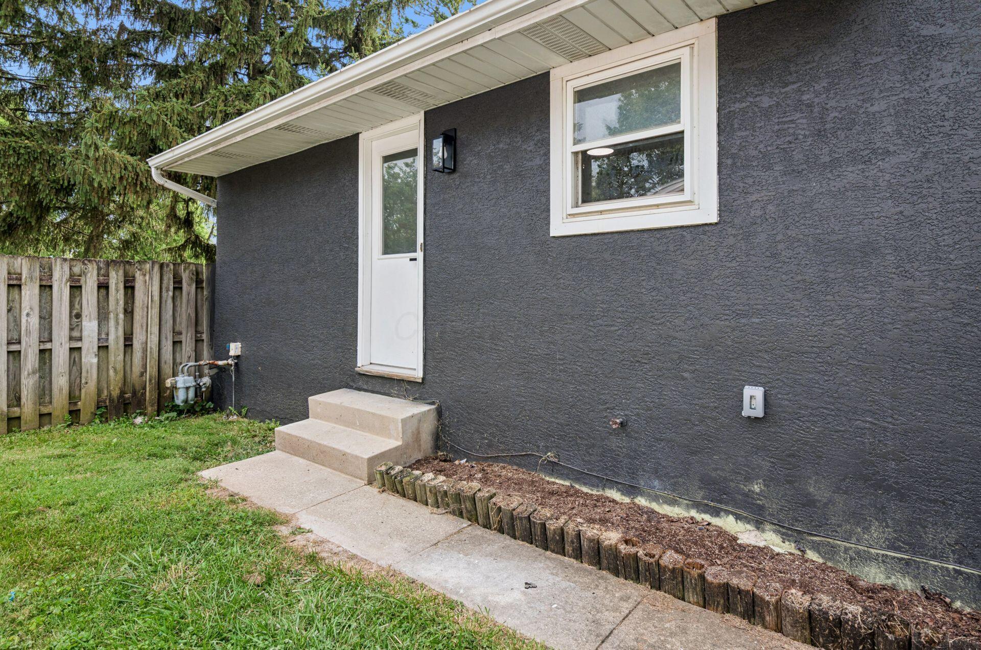 4544 Midvale Road Columbus, OH 43224 - Photo 42 of 46 043_ Rd Columbus OH 43224 USA