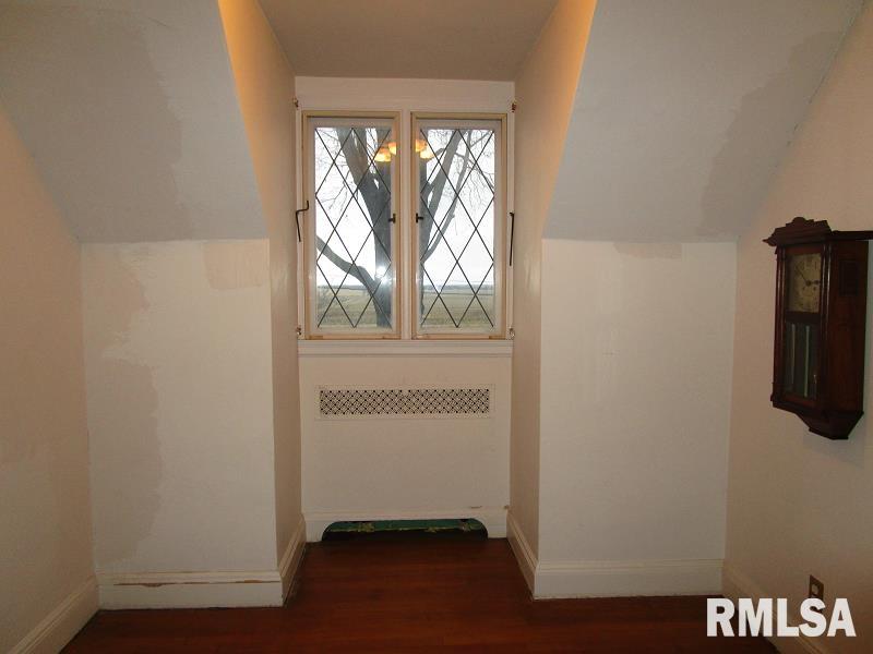 2339 Mound Road Jacksonville, IL 62650 - Photo 49 of 87
