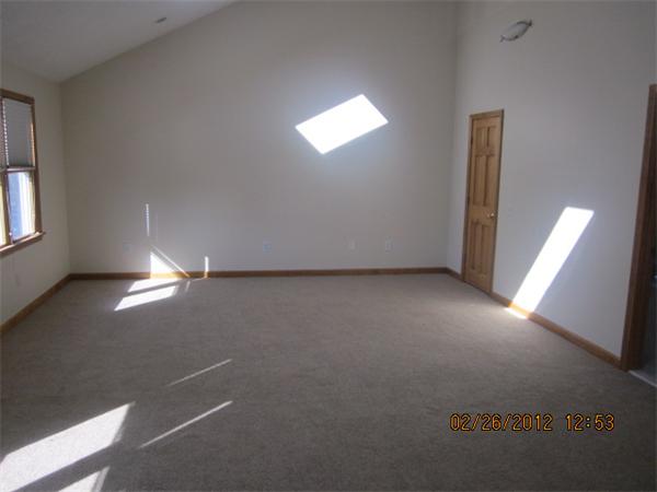 12 Superior Road Worcester, MA 01604 - Photo 4 of 8 Gallery Image 4