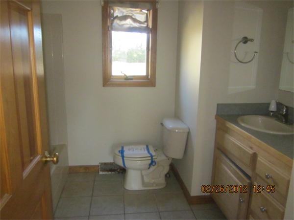 12 Superior Road Worcester, MA 01604 - Photo 5 of 8 Gallery Image 5
