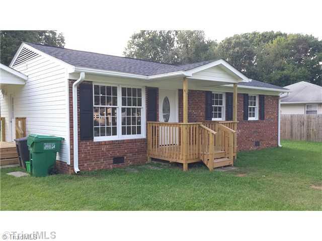 806 Mark Street High Point, NC 27260 - Photo 1 of 12 Exterior Front.