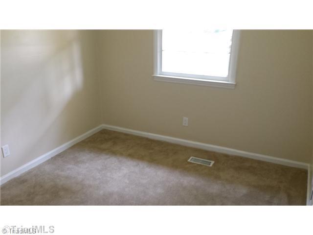 806 Mark Street High Point, NC 27260 - Photo 5 of 12 1st Bedroom.