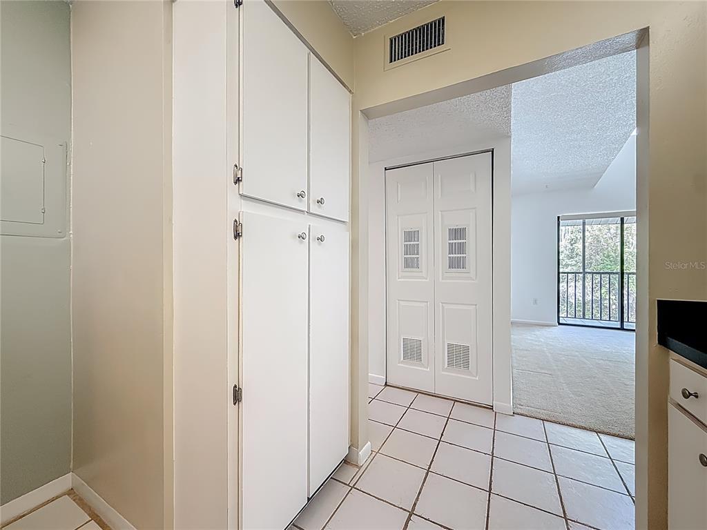 1372 Pine Ridge Circle East, Unit H3 Tarpon Springs, FL 34688 - Photo 16 of 53 a view of an empty room and window
