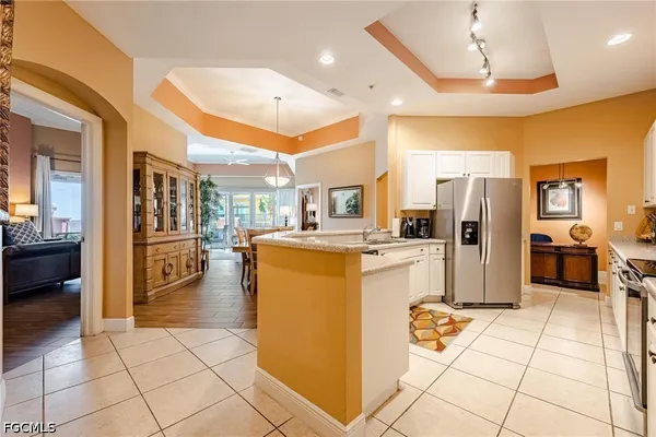 $2,100 | 2745 First Street, Unit 306, Fort Myers, FL 33916