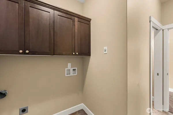 $645,000 | 2015 Woodridge Street, Wenatchee, WA 98801