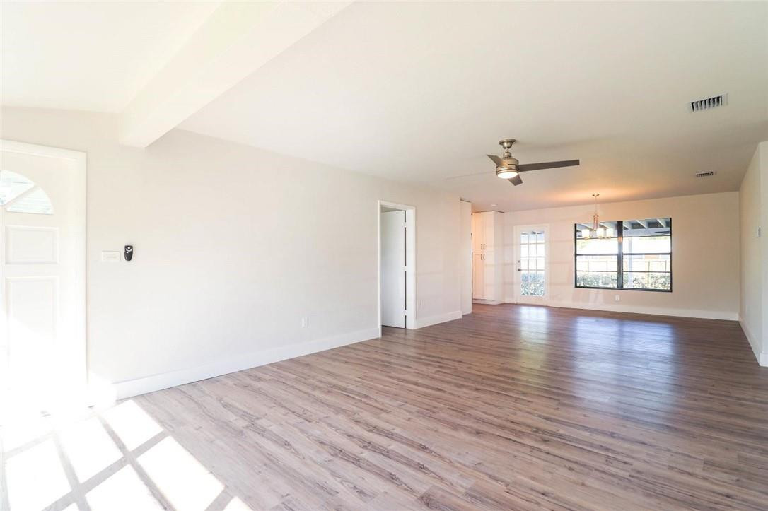 20635 Gulfstream Road Cutler Bay, FL 33189 - Photo 4 of 21 Photo 4