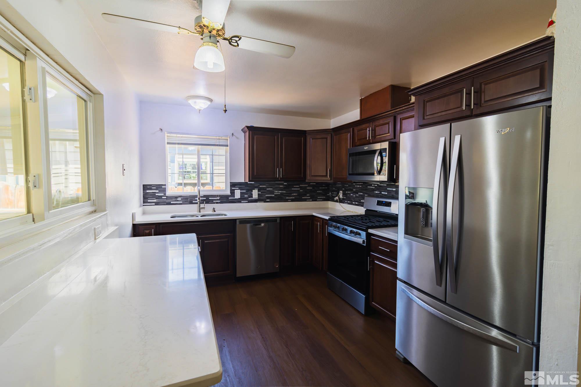 7655 Halifax Drive Reno, NV 89506 - Photo 4 of 15 Photo 4