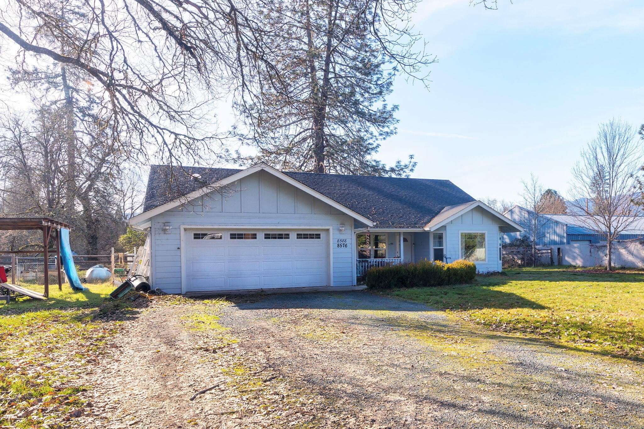 8576 East Evans Creek Road Rogue River, OR 97537 - Photo 5 of 30 1-web-or-mls-8676-e-evans-creek-rd