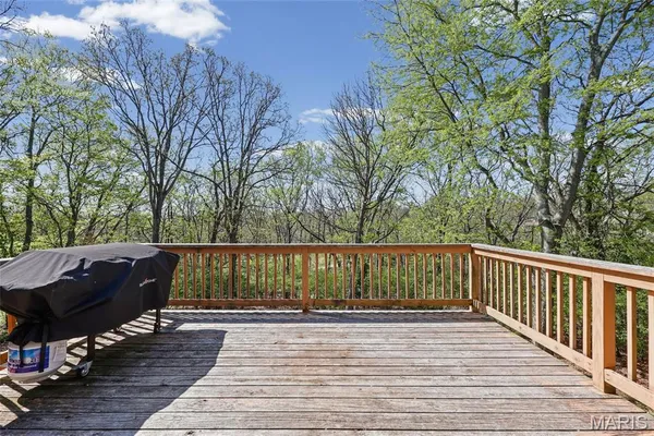 $250,000 | 656 Rockwood Drive, Arnold, MO 63010