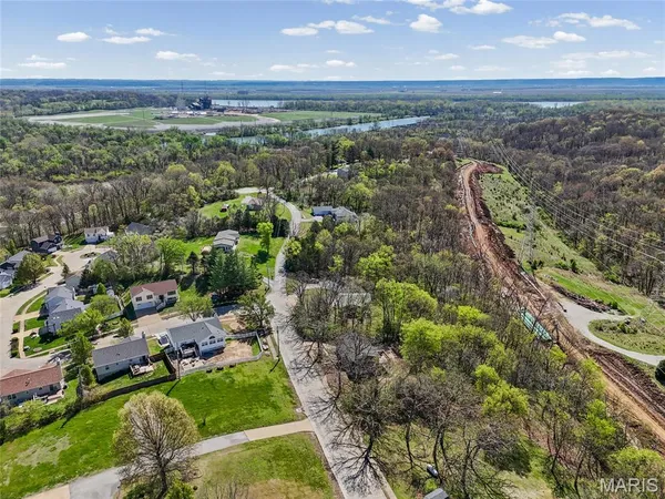 $250,000 | 656 Rockwood Drive, Arnold, MO 63010