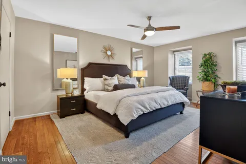 $925,000 | 8703 Etta Drive, Springfield, VA 22152