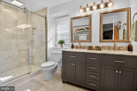 $925,000 | 8703 Etta Drive, Springfield, VA 22152