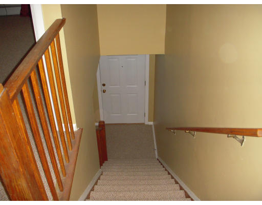 26 Manor Court, Unit 26 Springfield, MA 01118 - Photo 5 of 12 a view of a closet