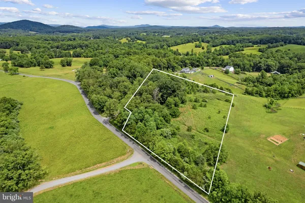 $199,900 | 33 A Docs Road, Amissville, VA 20106