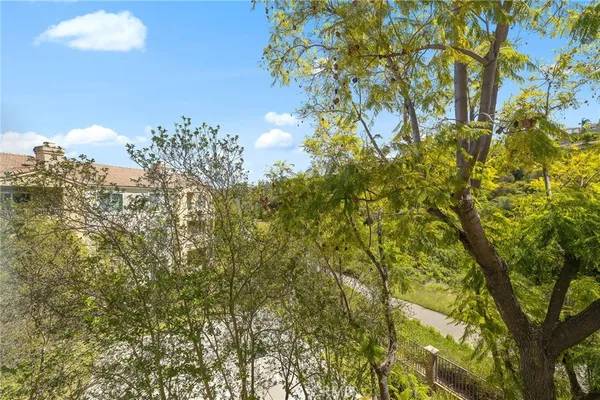 $359,000 | 2500-302 San Gabriel Way, Corona, CA 92882