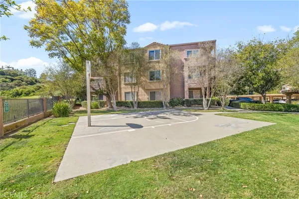 $359,000 | 2500-302 San Gabriel Way, Corona, CA 92882