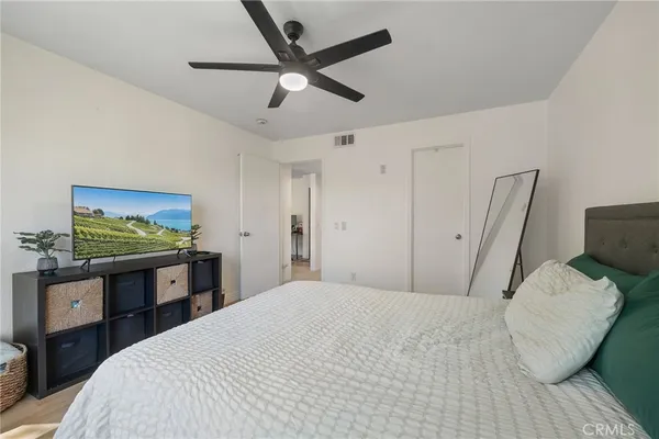 $359,000 | 2500-302 San Gabriel Way, Corona, CA 92882