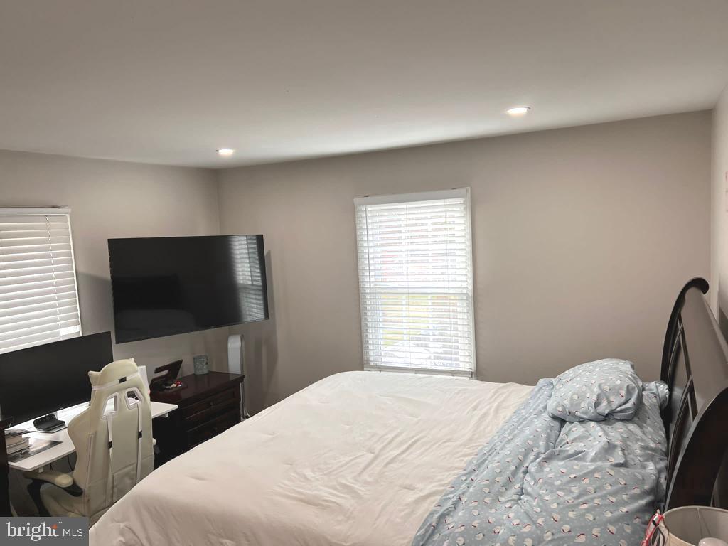 8477 Kitchener Drive Springfield, VA 22153 - Photo 15 of 26