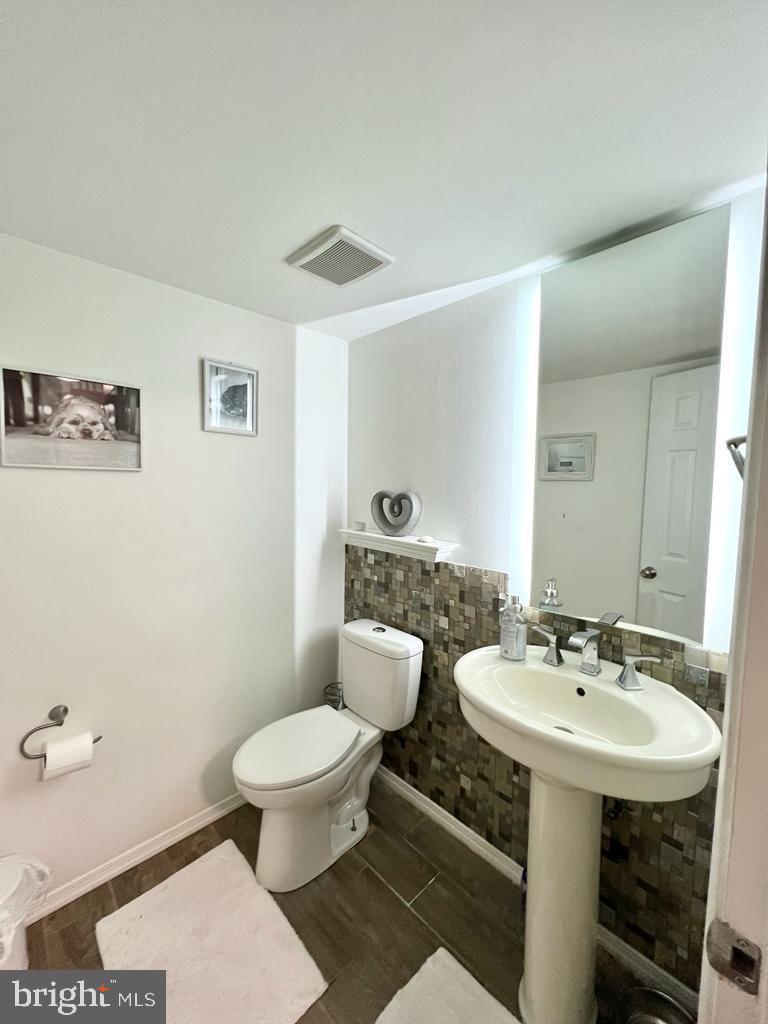 8477 Kitchener Drive Springfield, VA 22153 - Photo 21 of 26