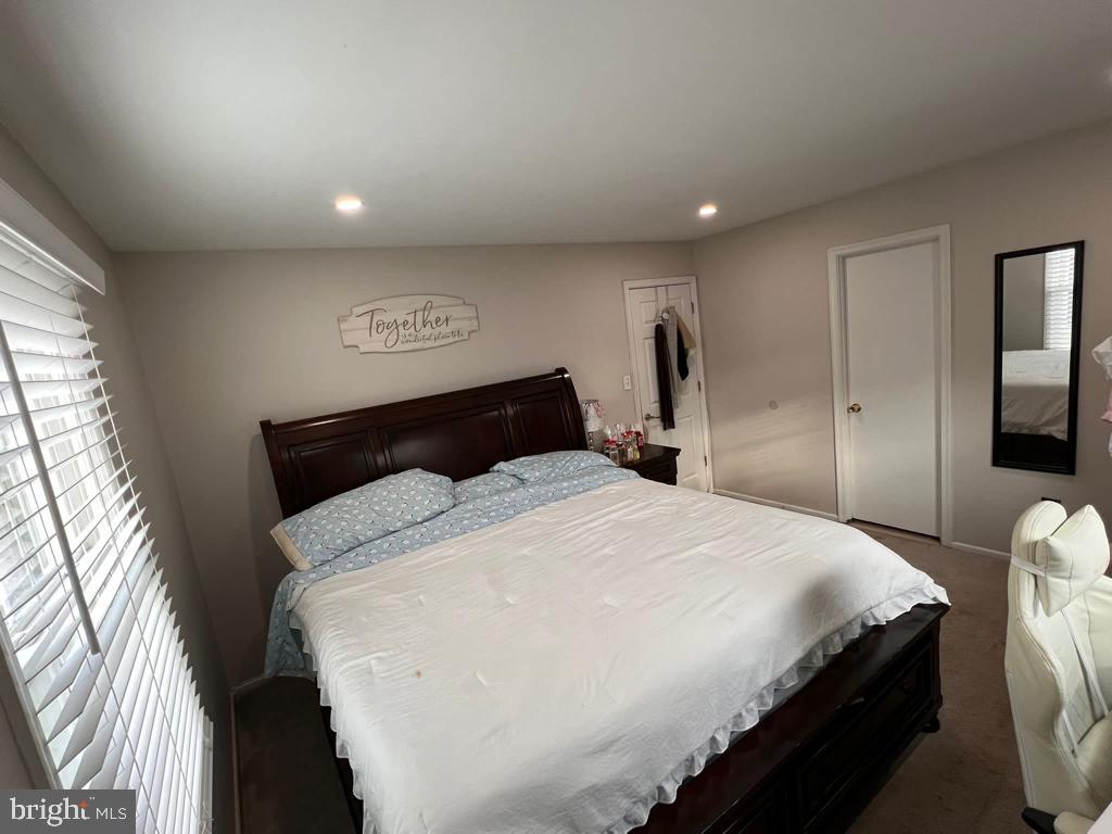 8477 Kitchener Drive Springfield, VA 22153 - Photo 22 of 26