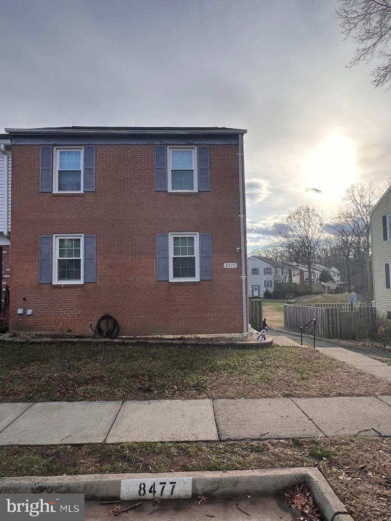 8477 Kitchener Drive Springfield, VA 22153 - Photo 3 of 26