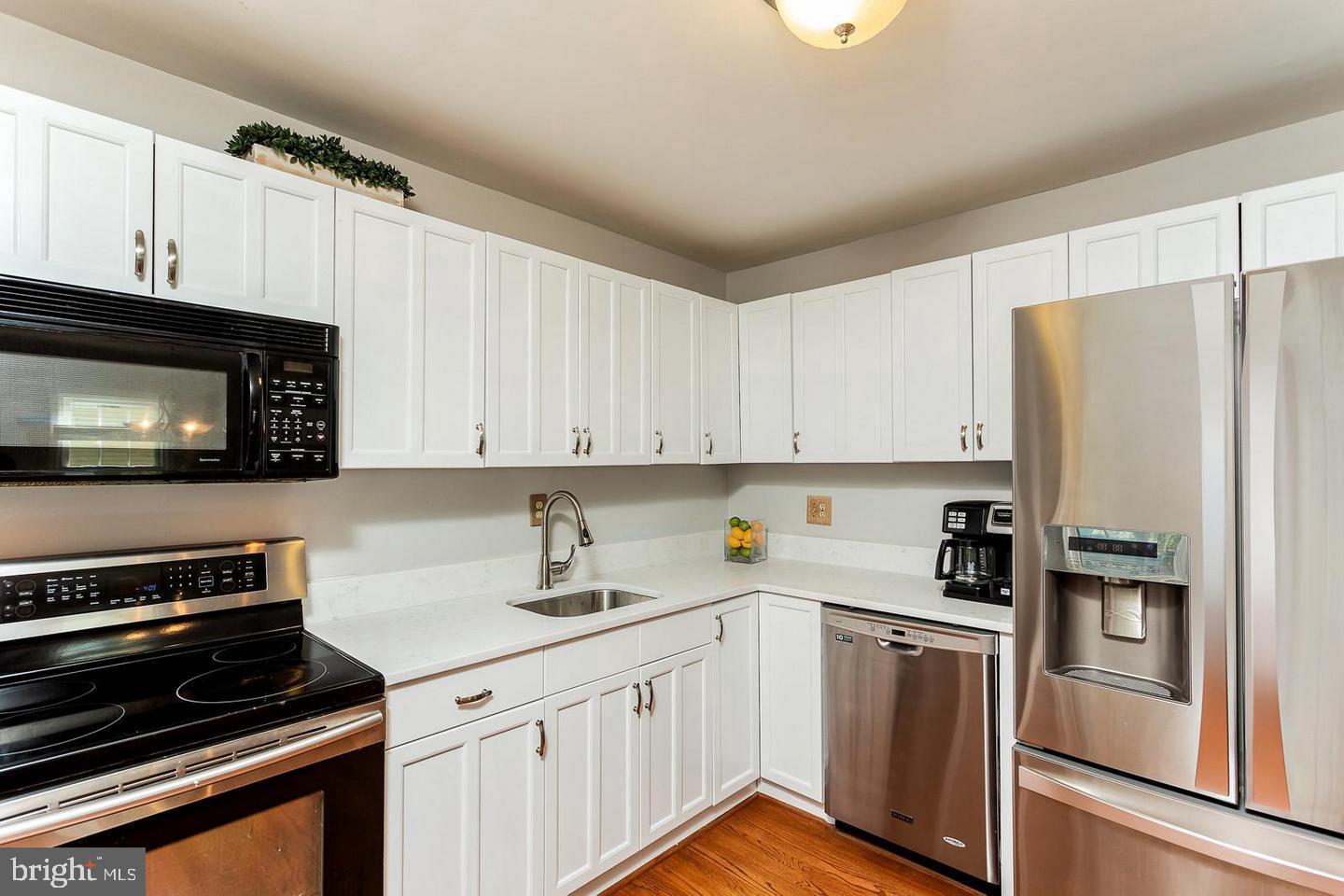 8477 Kitchener Drive Springfield, VA 22153 - Photo 9 of 26