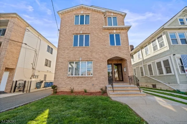 $2,500 | 341 Rosehill Place, Unit 2, Elizabeth, NJ 07202