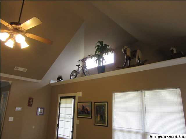 11 Spring Court Clanton, AL 35045 - Photo 7 of 32