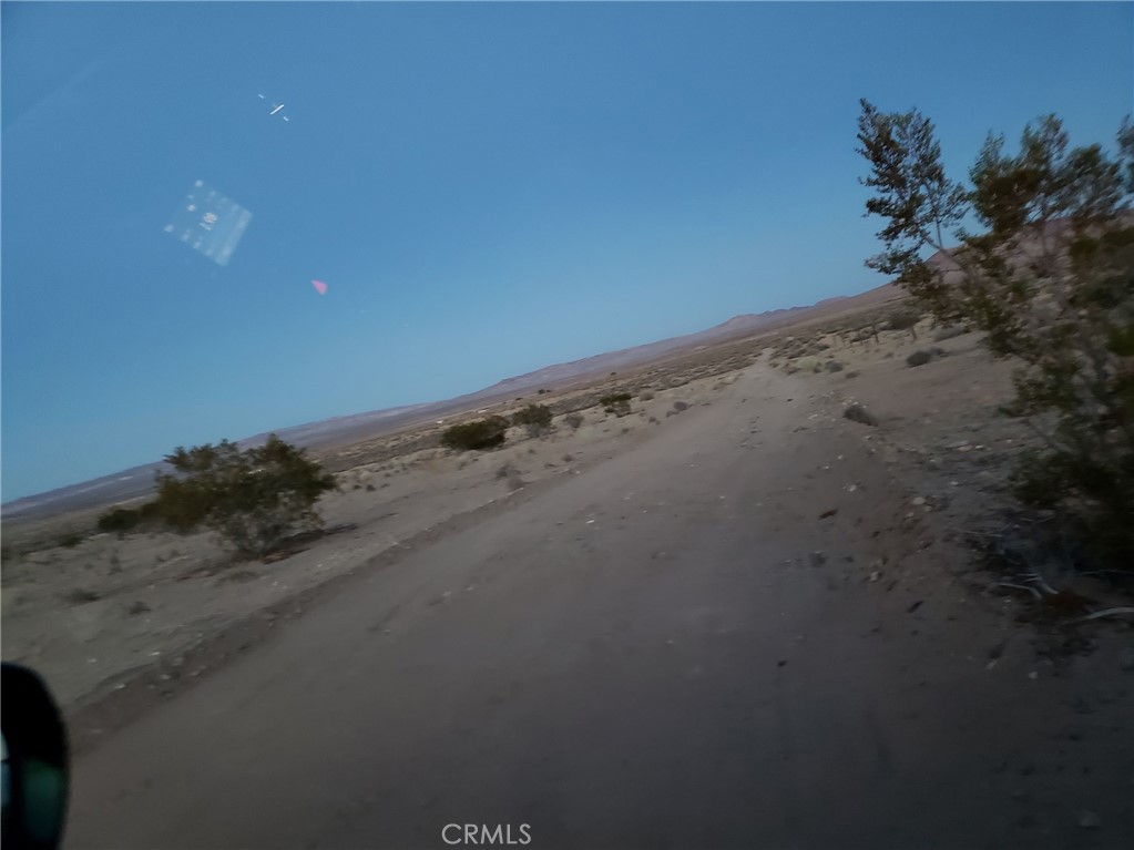39177 Hinkley Road Hinkley, CA 92347 - Photo 5 of 13 a view of beach and ocean