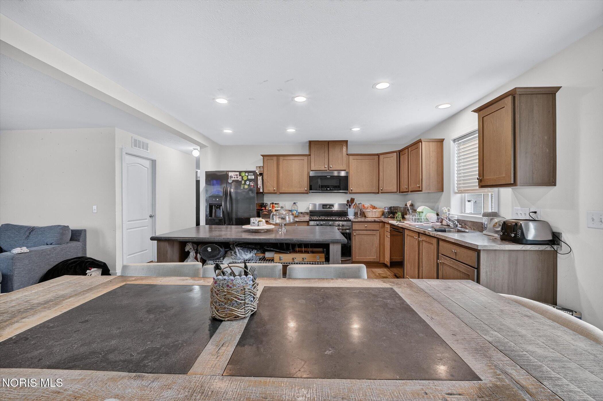 27484 Oregon Road, Unit 42 Perrysburg, OH 43551 - Photo 12 of 44 Gallery Image 12