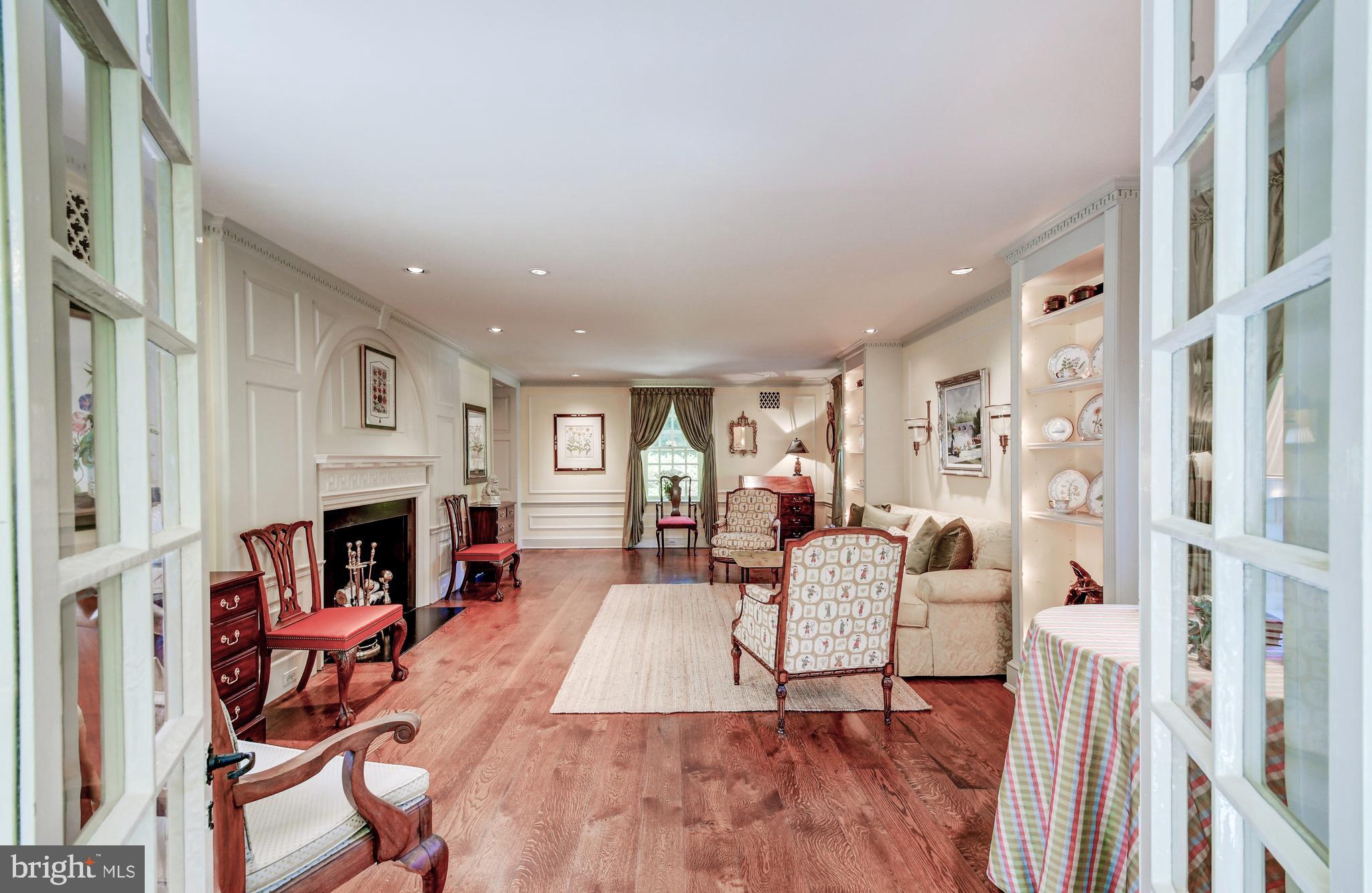 5212 Springlake Way Baltimore, MD 21212 - Photo 12 of 65