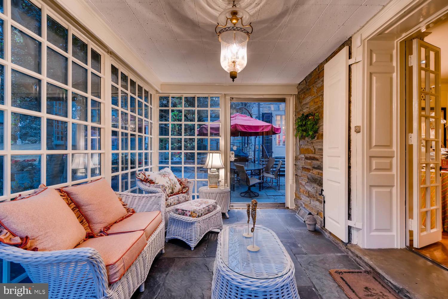 5212 Springlake Way Baltimore, MD 21212 - Photo 15 of 65