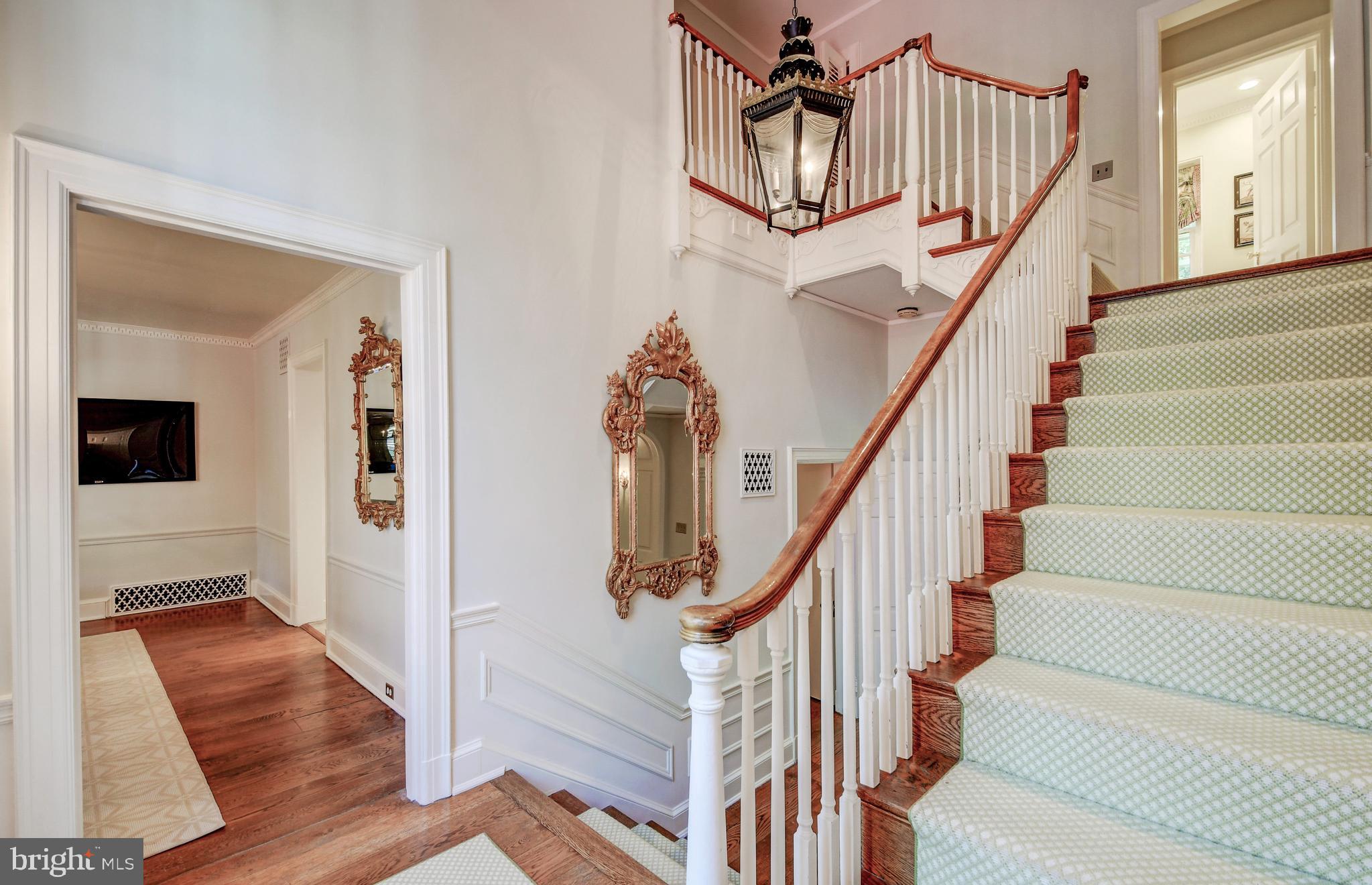 5212 Springlake Way Baltimore, MD 21212 - Photo 9 of 65