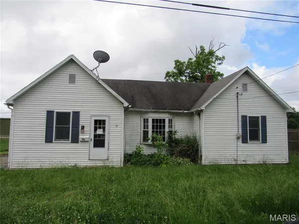 $49,700 | 806 Washington, Greenville, IL 62246