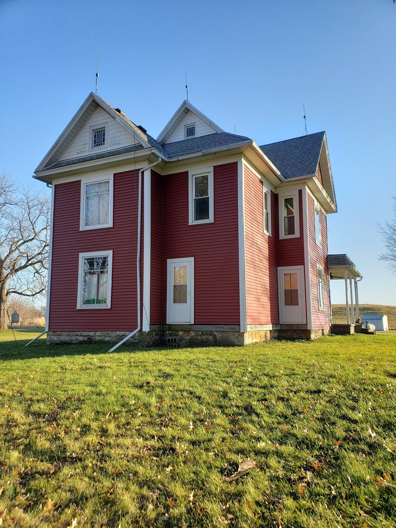 16477 Capp Road Morrison, IL 61270 - Photo 1 of 39 a front of a house with yard