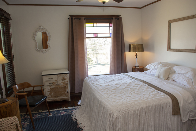 16477 Capp Road Morrison, IL 61270 - Photo 28 of 39 a bedroom with a bed and window