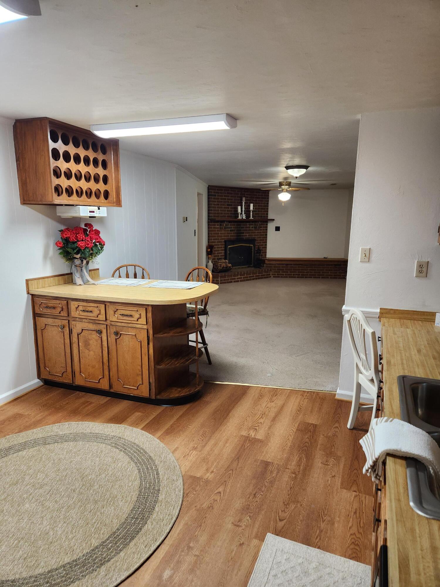 215 Overlook Road Vinton, VA 24179 - Photo 17 of 28 20250517_005553