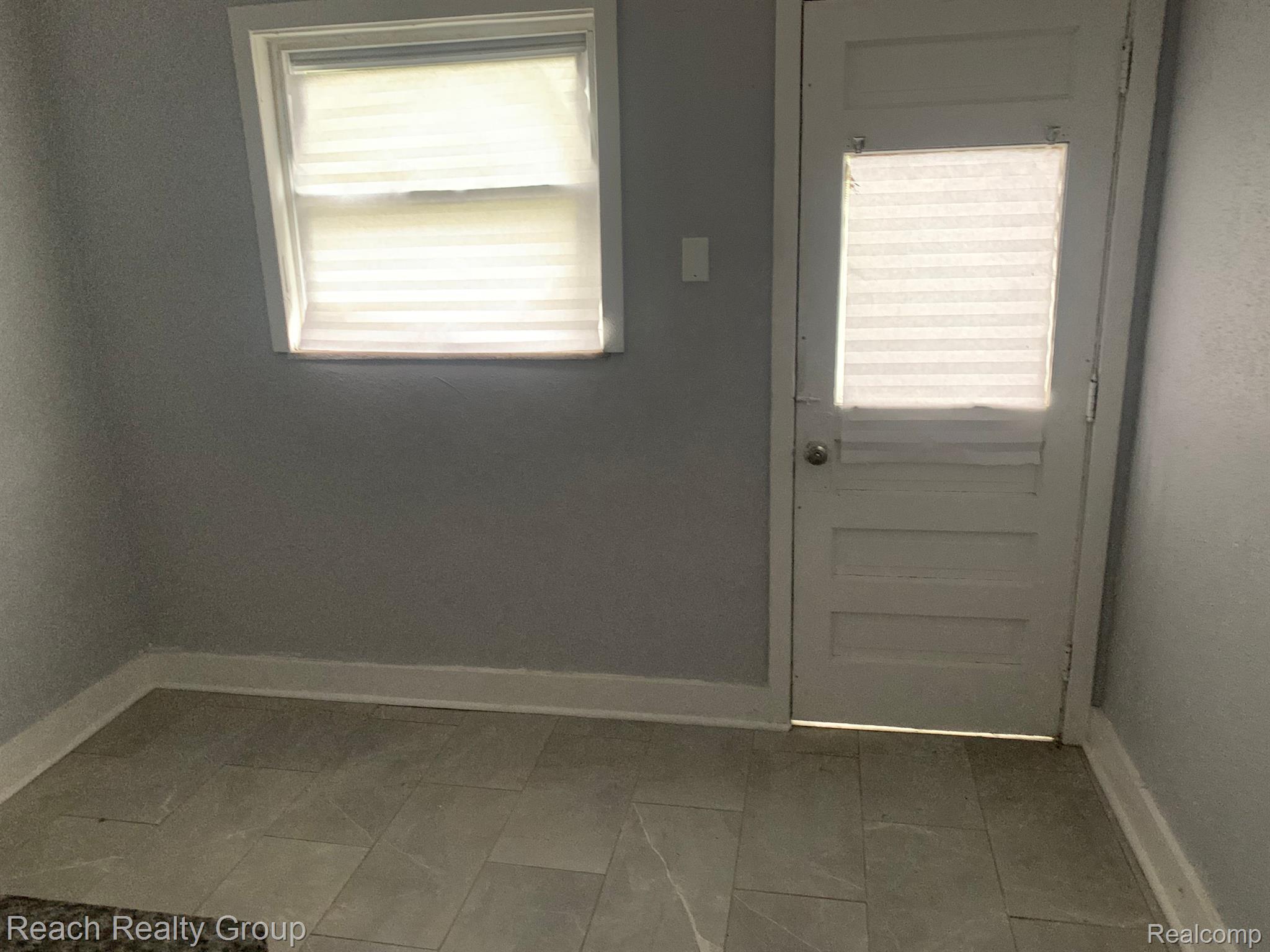 14839 Rutherford Street Detroit, MI 48227 - Photo 6 of 8